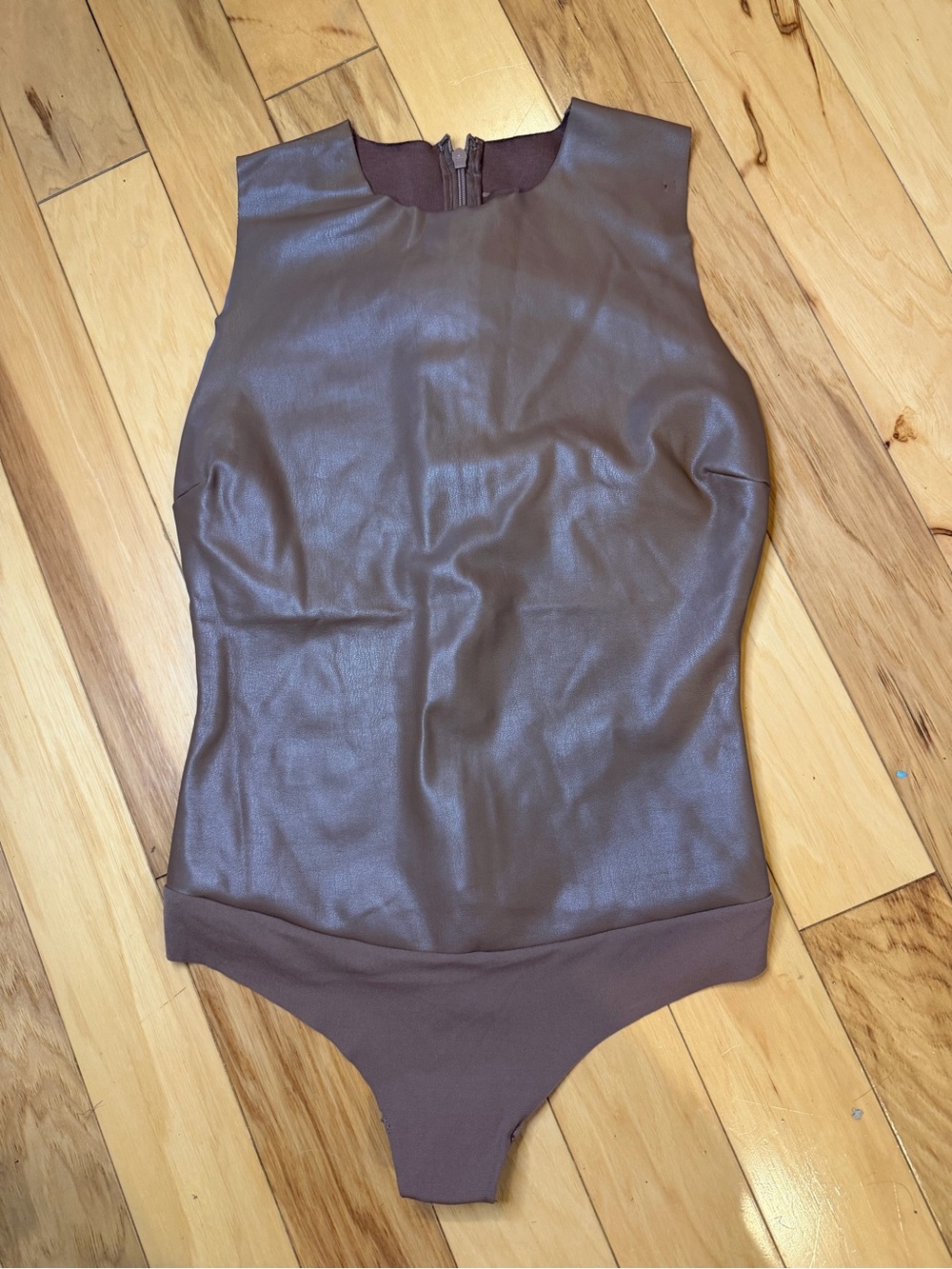 SKIMS Faux Leather Sleeveless Crew Neck Bodysuit Cocoa Brown Medium